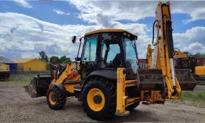 KOMUNIKAT SPECJALNY: BIURO RUTKOWSKI poszukuje skradzionej w Borkowo gmina Pruszcz Gd. koparko-ładowarki JCB typ 3CX o numerze identyfikującym PIN JCB3CX04C02271467