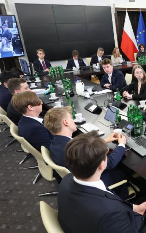 Pakiet uchwał Parlamentu Młodych RP wychodzi naprzeciw potrzebom zwiększenia aktywności fizycznej i sportowej, szczególnie wśród młodych obywateli naszego kraju