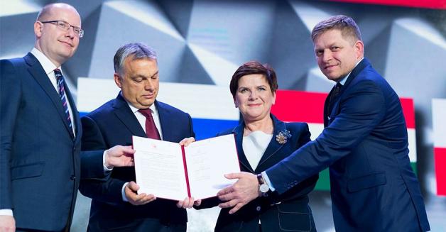 Premierzy Grupy Wyszehradzkiej podpisali Deklarację Warszawską