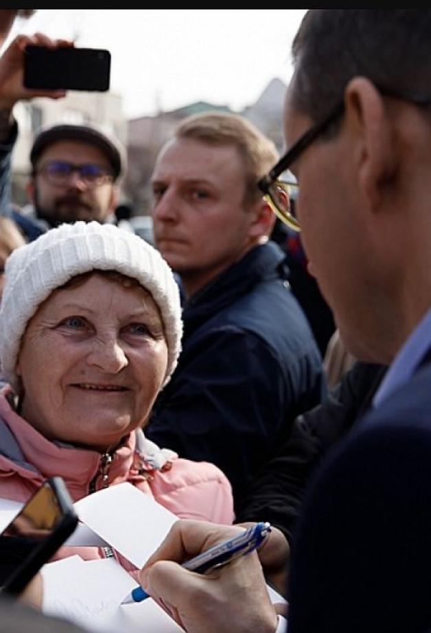 Premier Mateusz Morawiecki: Wiarygodności nie buduje się słowami tylko czynami